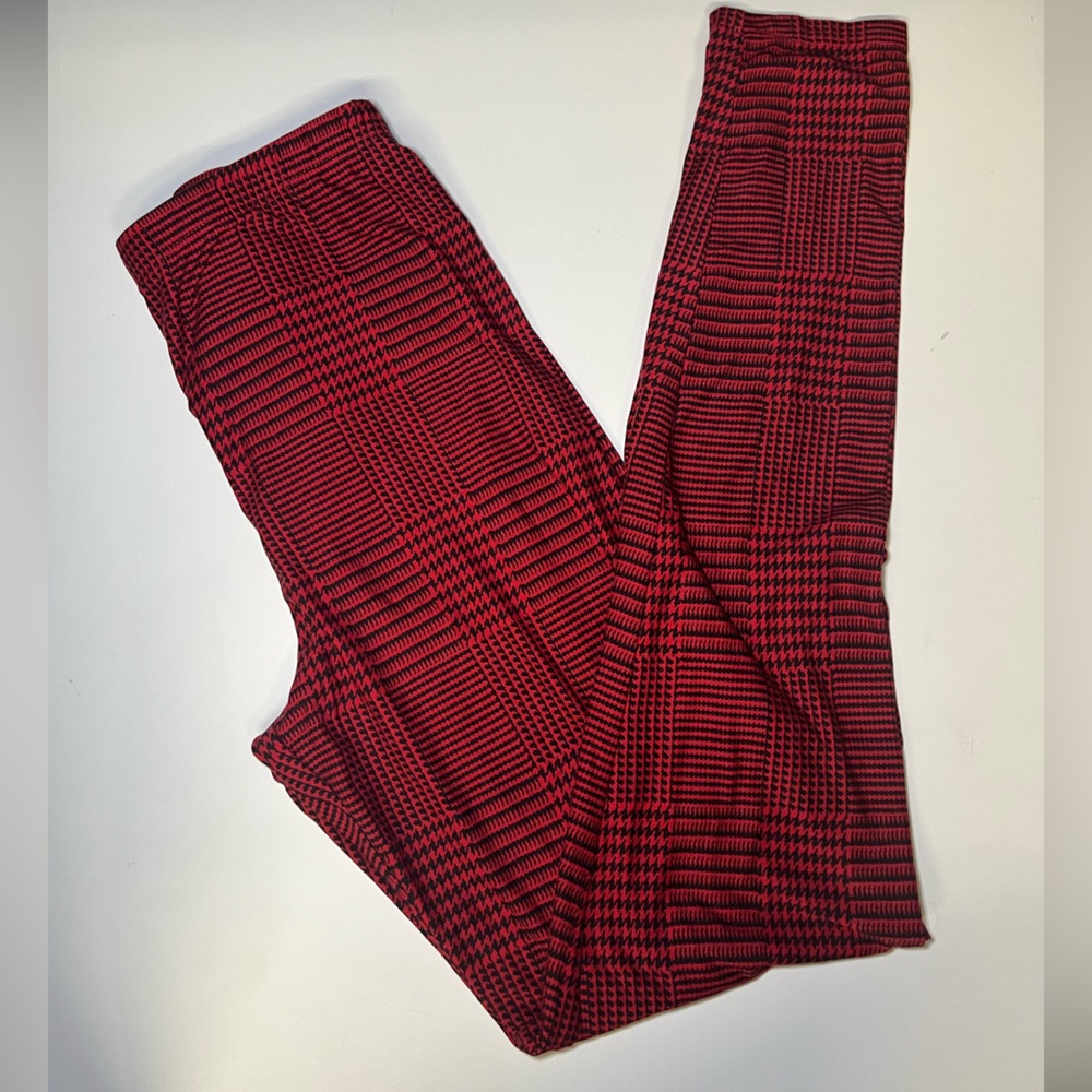 Forever 21 Red and Black Houndstooth Pants
